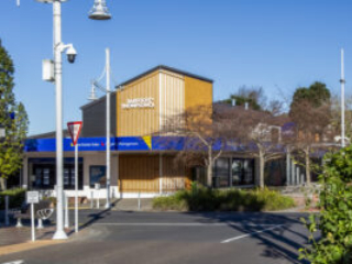 Barfoot and Thompson facade and cladding installation with aliclad, fire rated doors and windows, screens.
