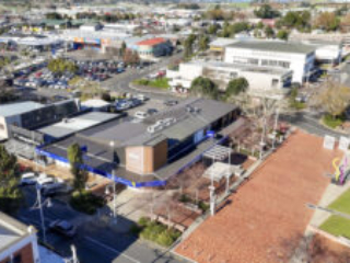 Barfoot and Thompson facade and cladding installation with aliclad, fire rated doors and windows, screens.